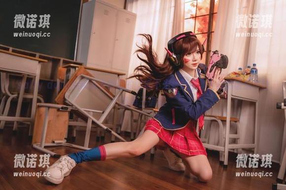 sally dorasnow多啦雪的壁纸不光是颜值，肉丝的诱惑也让我再三确认